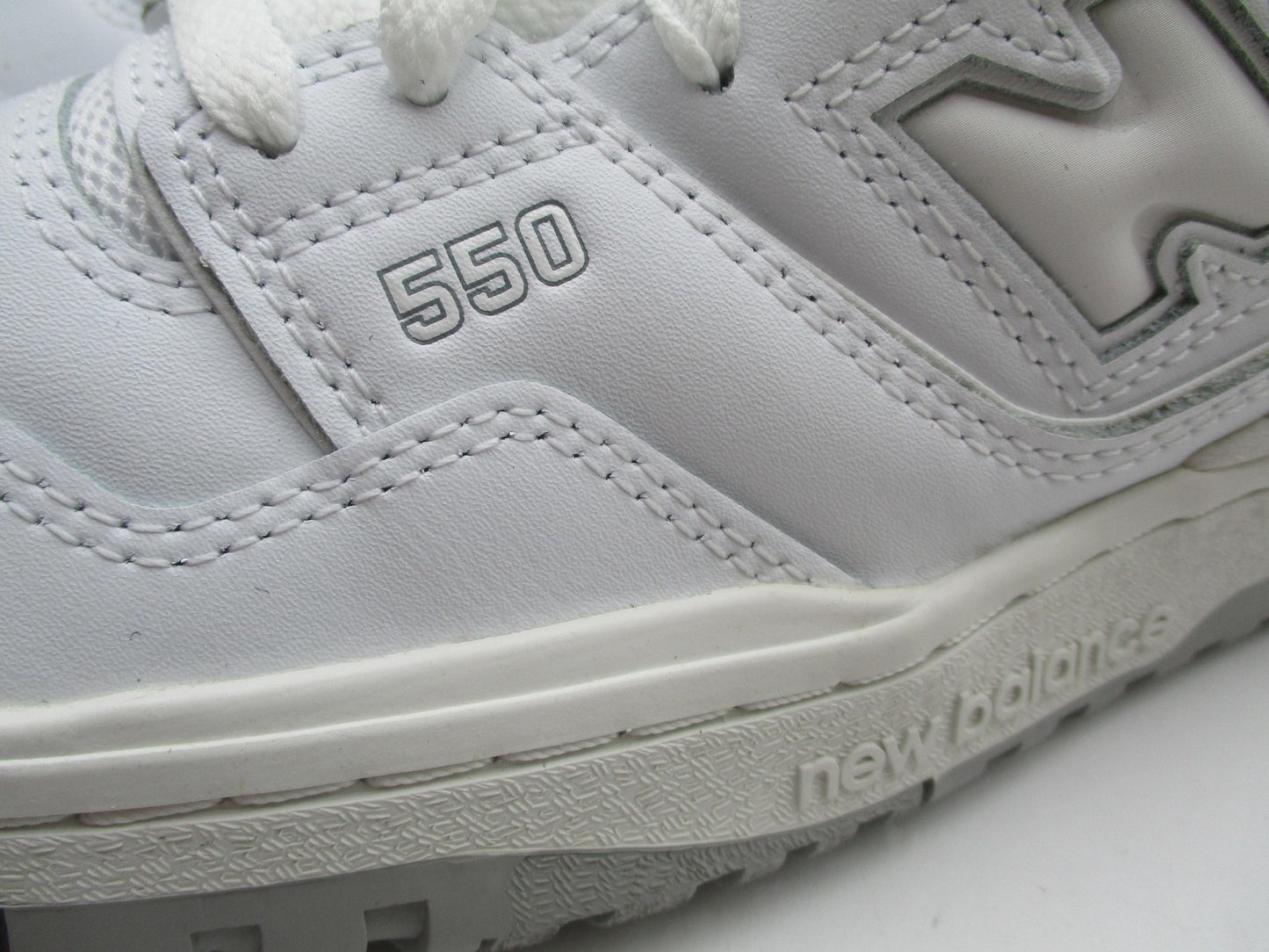New Balance 550 RG3 Shoes Boys Size 7 White White Basketball GSB550PB Sneakers12