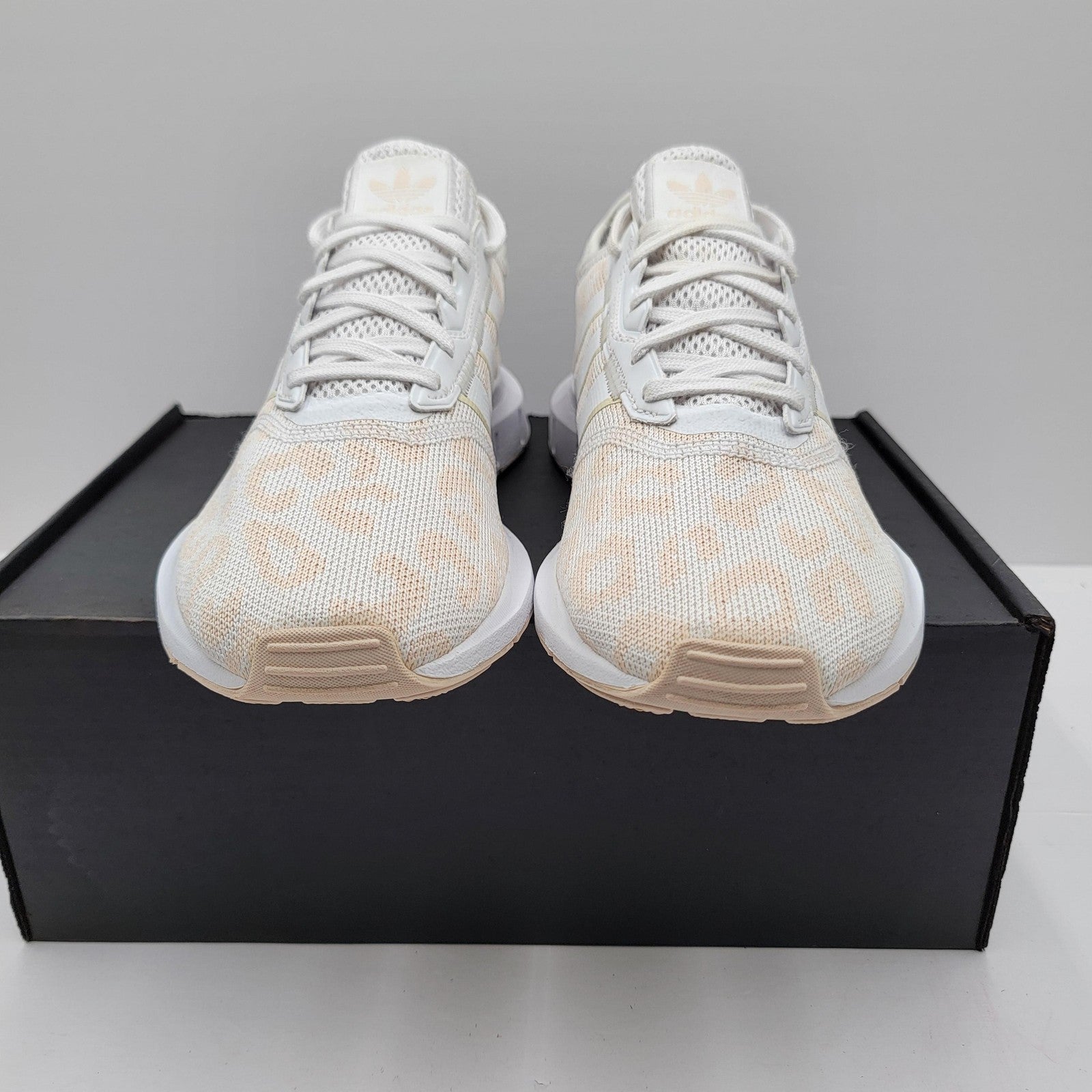 Adidas Swift Run Shoes Wmns Sz 10 White Beige Leopard Print Athletic H01907