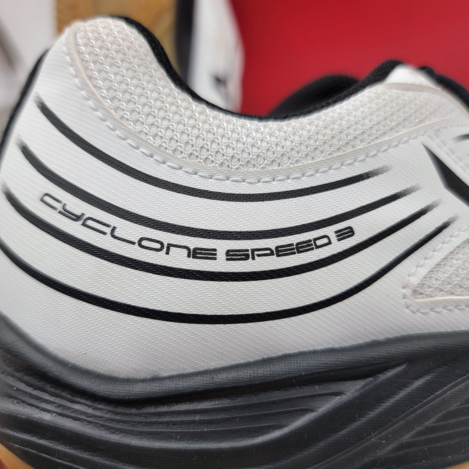 Mizuno Cyclone Speed 3 Volleyball Shoes Womans Size 9 Black & White