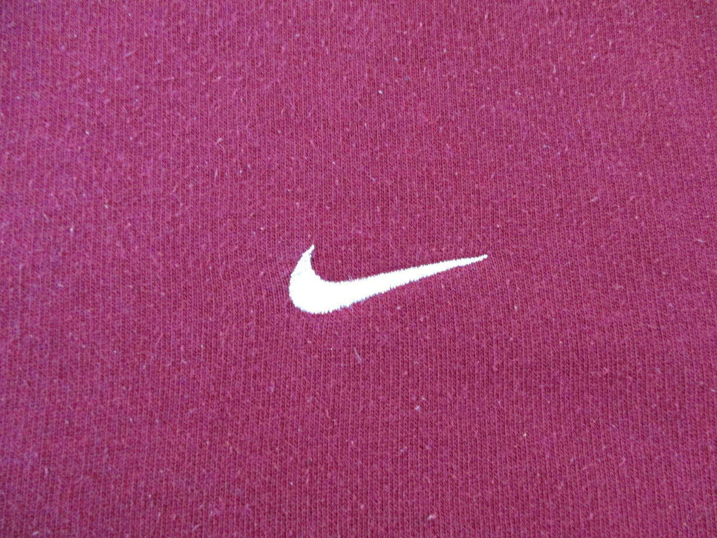 Nike Sweatshirt Mens Large Red Fleece Pullover Crewneck Small Swoosh Logo 16203