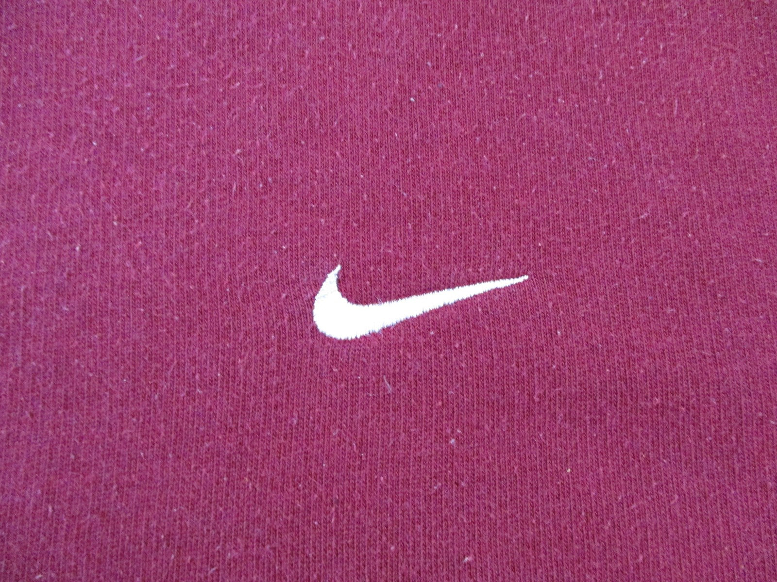 Nike Sweatshirt Mens Large Red Fleece Pullover Crewneck Small Swoosh Logo 16203