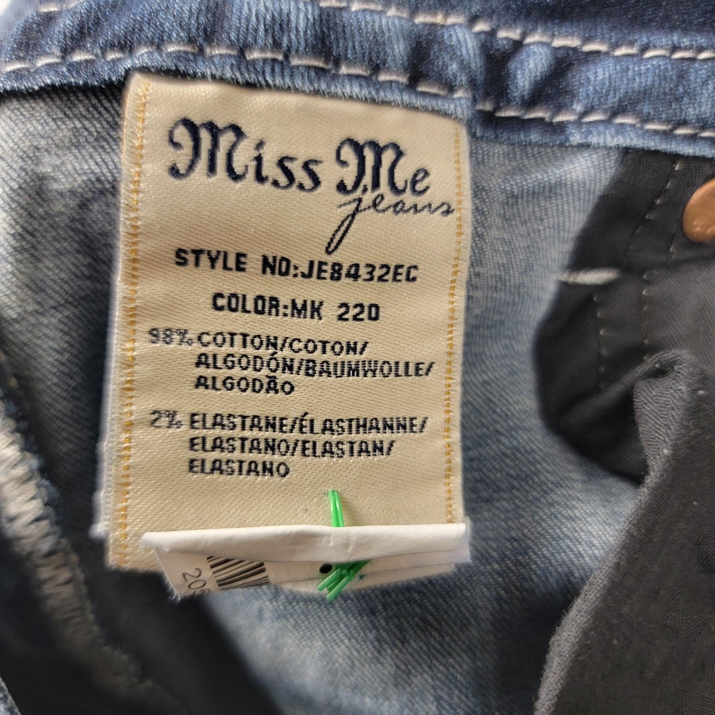 Miss Me Jeans Wmns 30 Blue Mid Rise Easy Crop Distressed Embroidered Pockets 9624