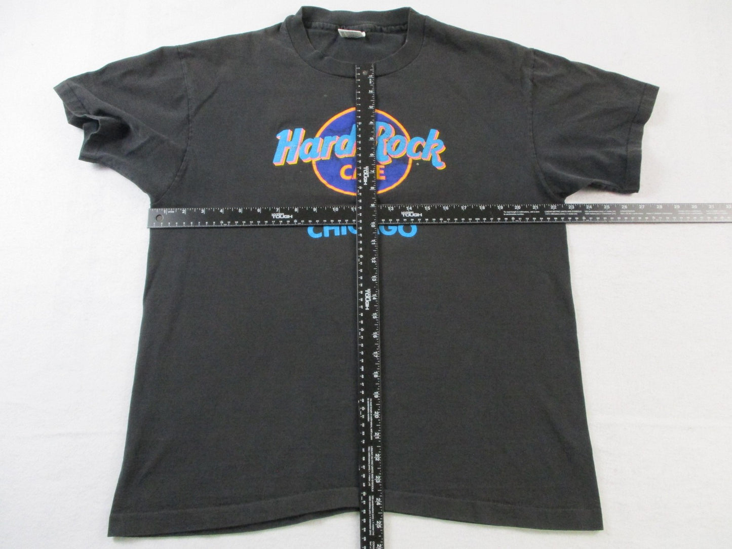 Hard Rock Cafe Chicago Shirt Mens XL Black Graphic Music Tee Made In USA 15774