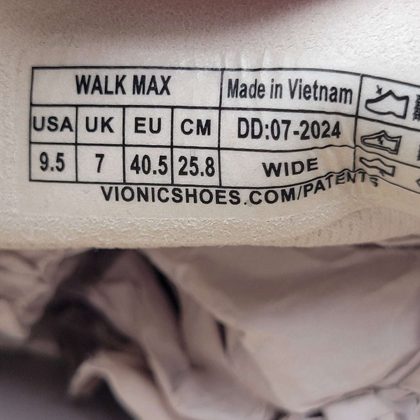 Vionic Walk Max Women's Lace Up Comfort Sneaker Cream  9.5 Wide7
