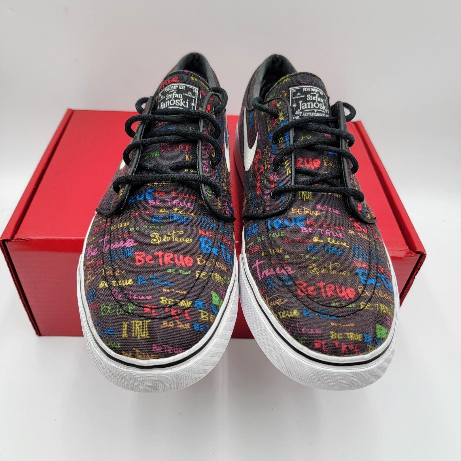 Size 13  Nike Zoom Stefan Janoski QS Be True 702981 009