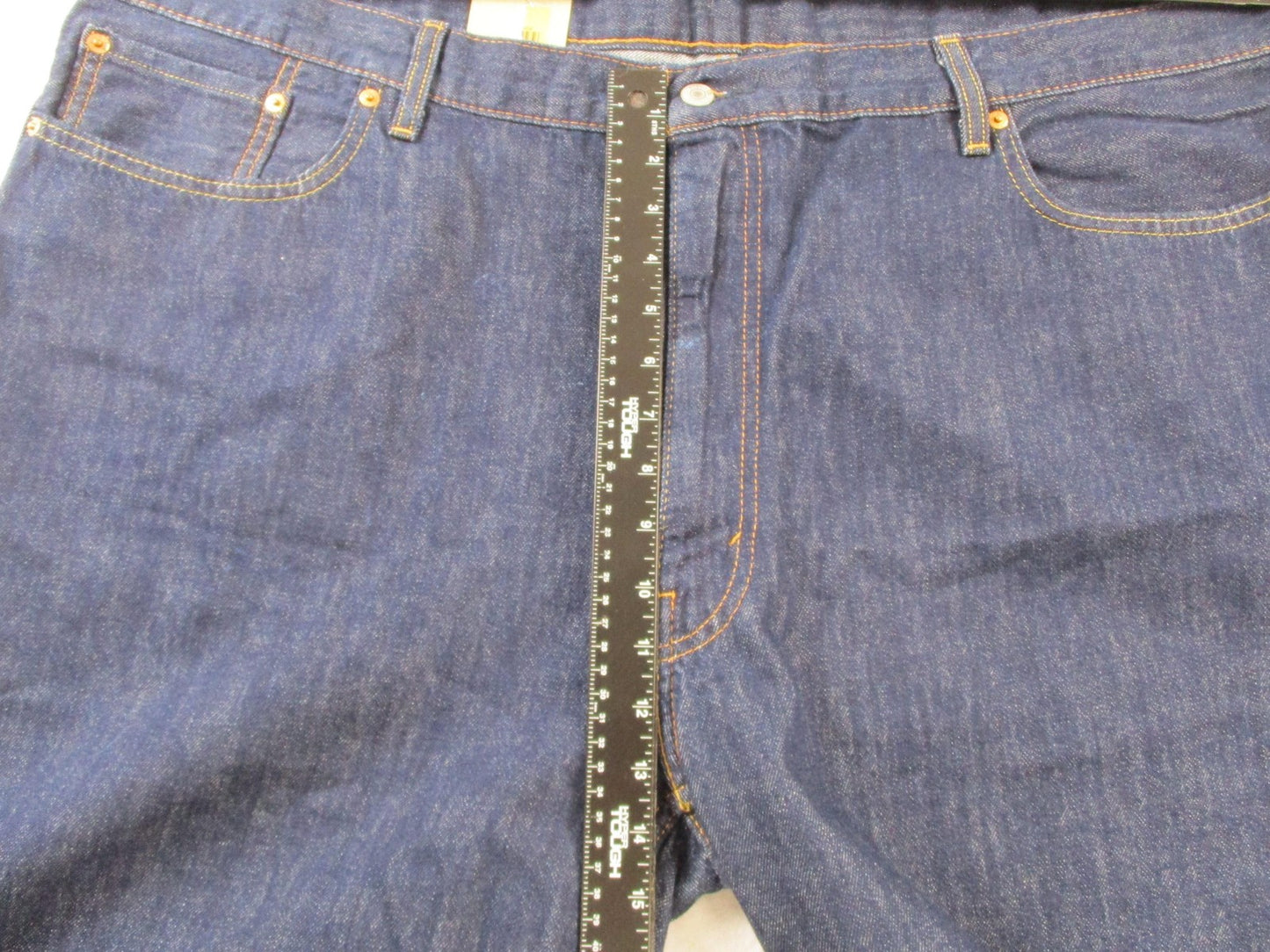 Levi's 469 Loose Shorts Mens 48 Blue Dark Wash Denim 9 Inseam Relaxed Fit 14198