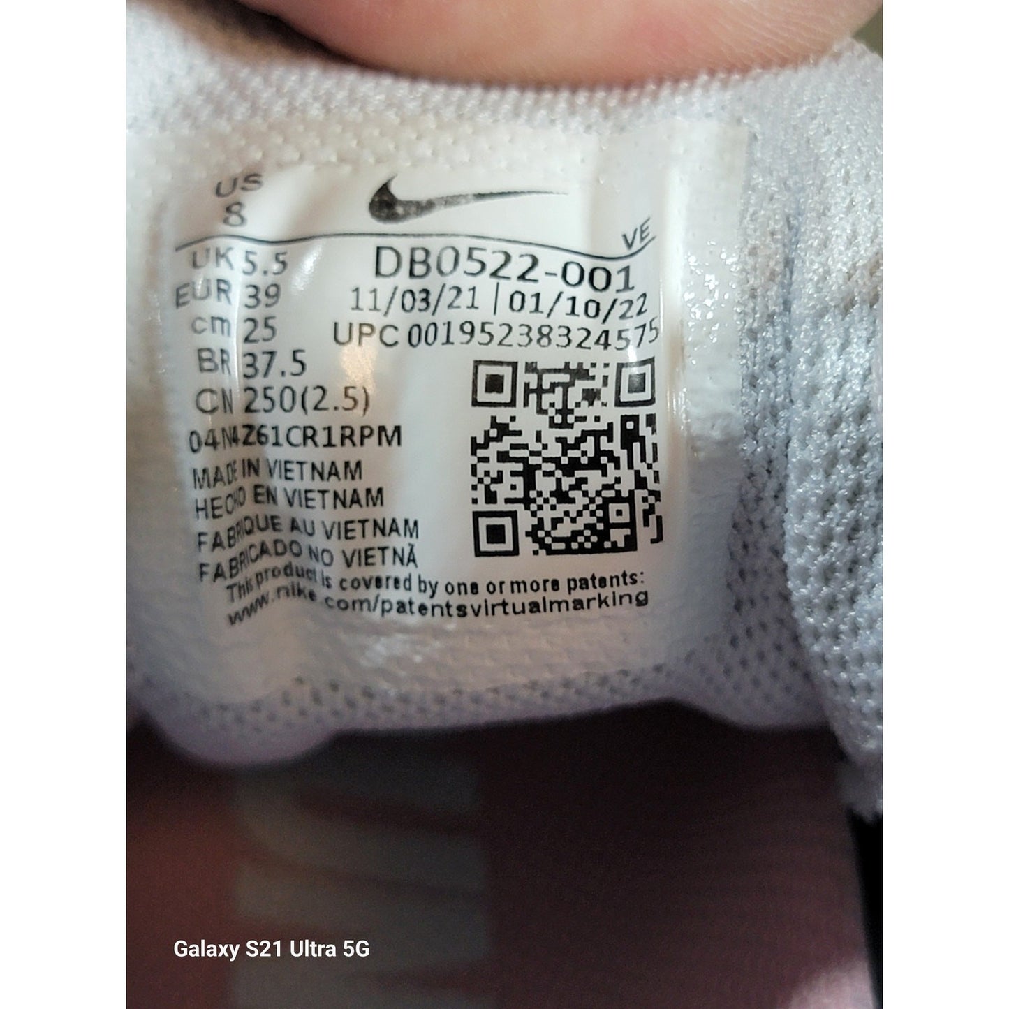 Nike Wmns Renew Serenity Run 'Pure Platinum' Sz 8 DB05220018