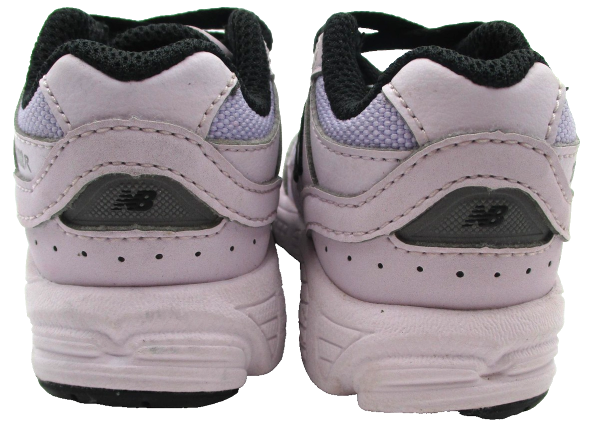 New Balance IC2002PL Shoes Kids Size 5 Purple 2002R Running Athletic Sneaker 1R73