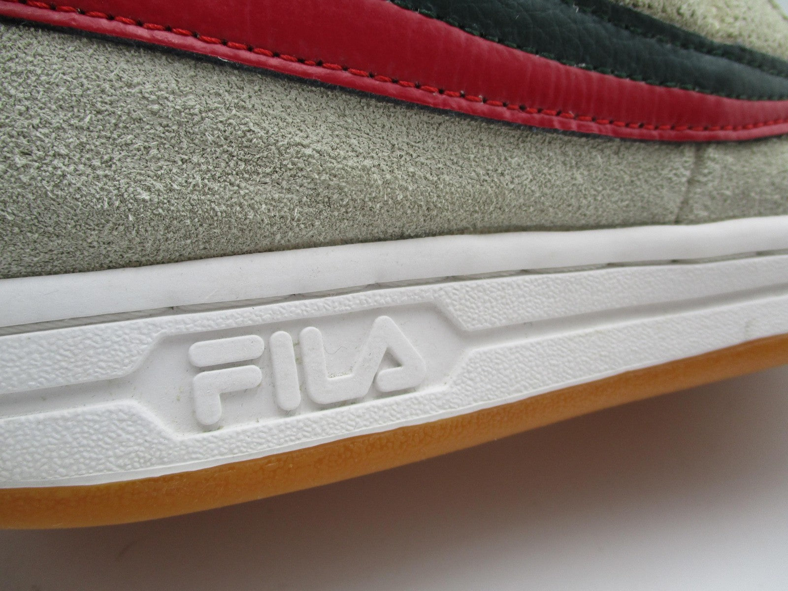 Fila Original Fitness Mens Sz 10.5 Beige Leather LoTop Sneaker 1TM00030898 1Q410
