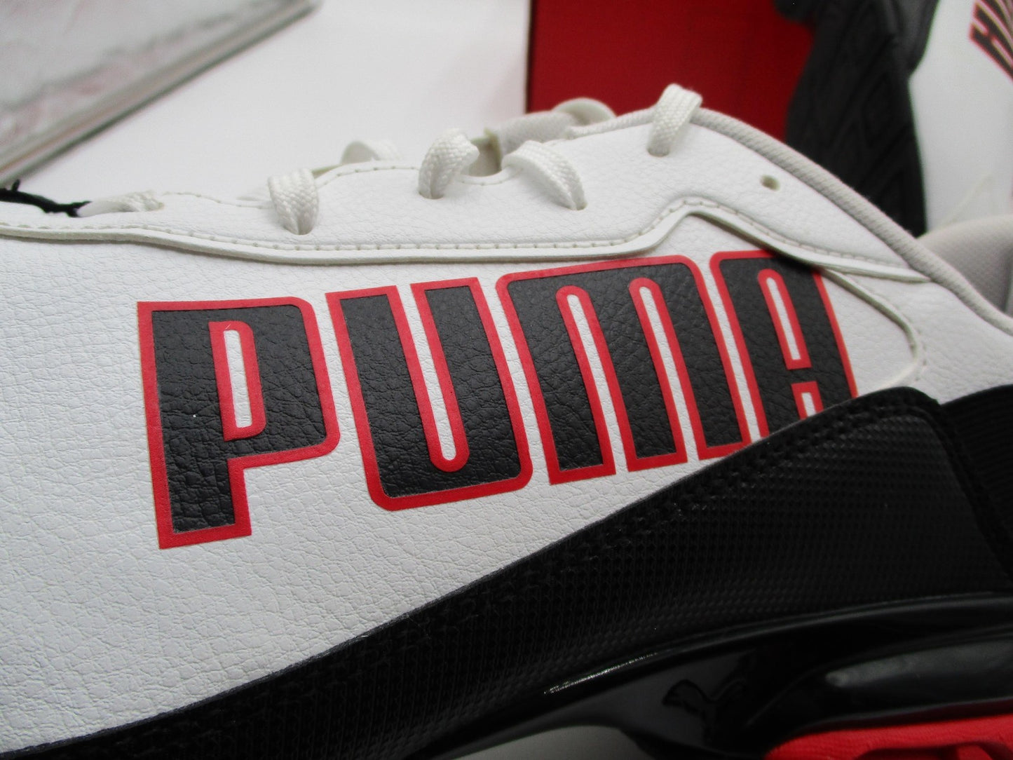 Puma Shoes Mens Sz 10.5 White Black Red SoftFoam+ ArchTec Sneakers 37867104 1D49