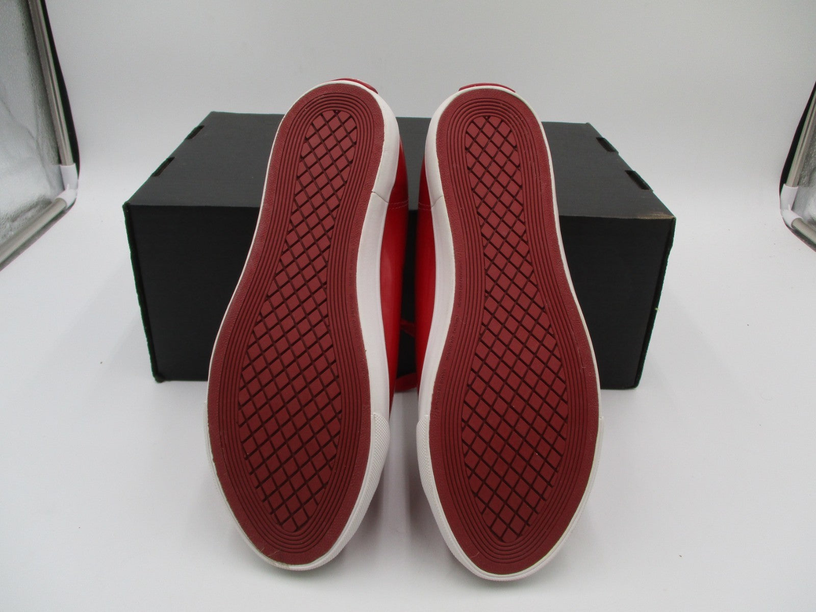 RARE CocaCola Brazil Womens US 5 Red Low Top Sneakers Patent Glossy (1G6)6
