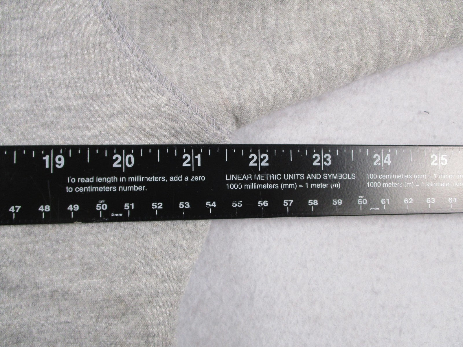 D73 USA Hot Wheels Hoodie Mens Medium Gray Pullover Fleece Embroidered Logo 12938