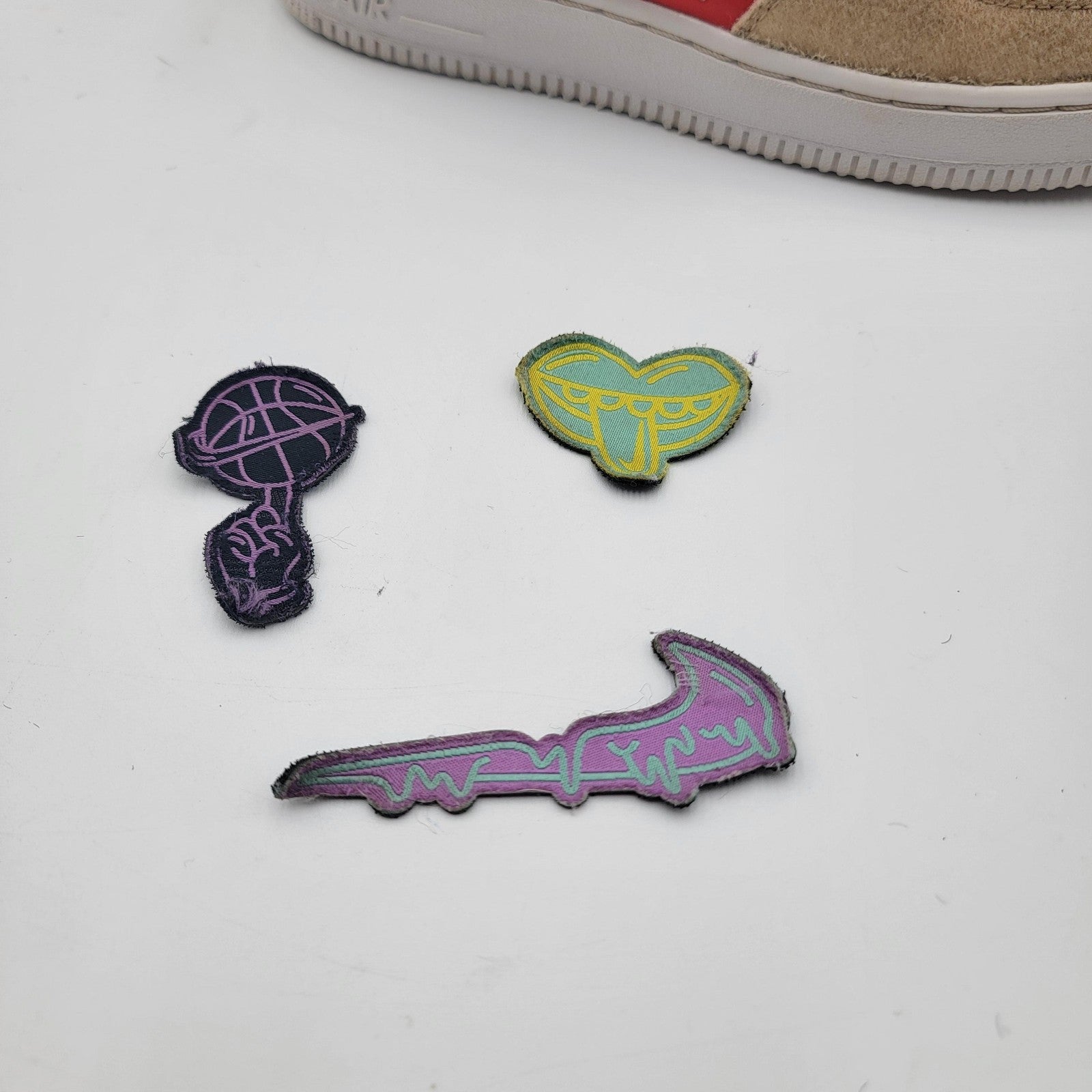 Nike Air Force 1 Youth Size 5.5Y Detachable Patches FN7818-100 Sneakers