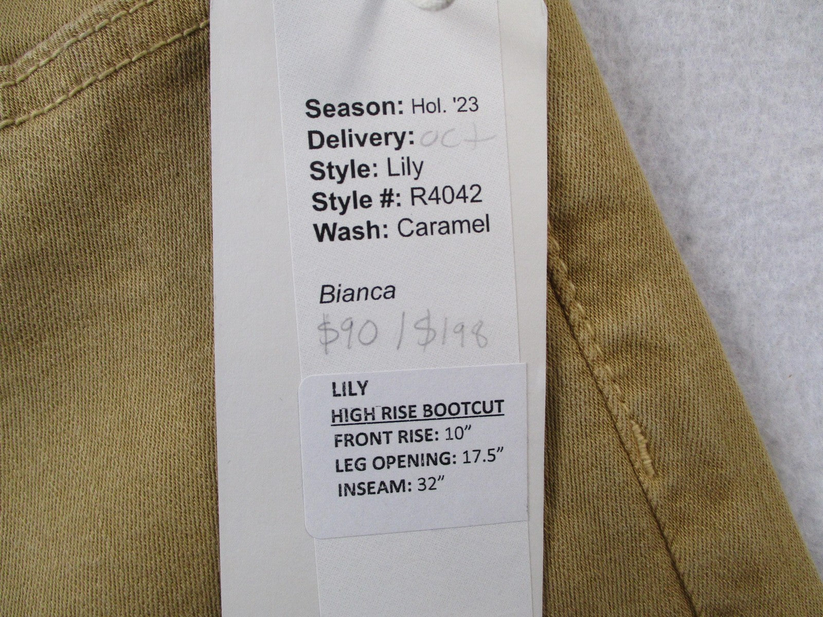 Fidelity Denim Lily Jeans Womens 26 Brown Caramel High Rise Bootcut New 14424