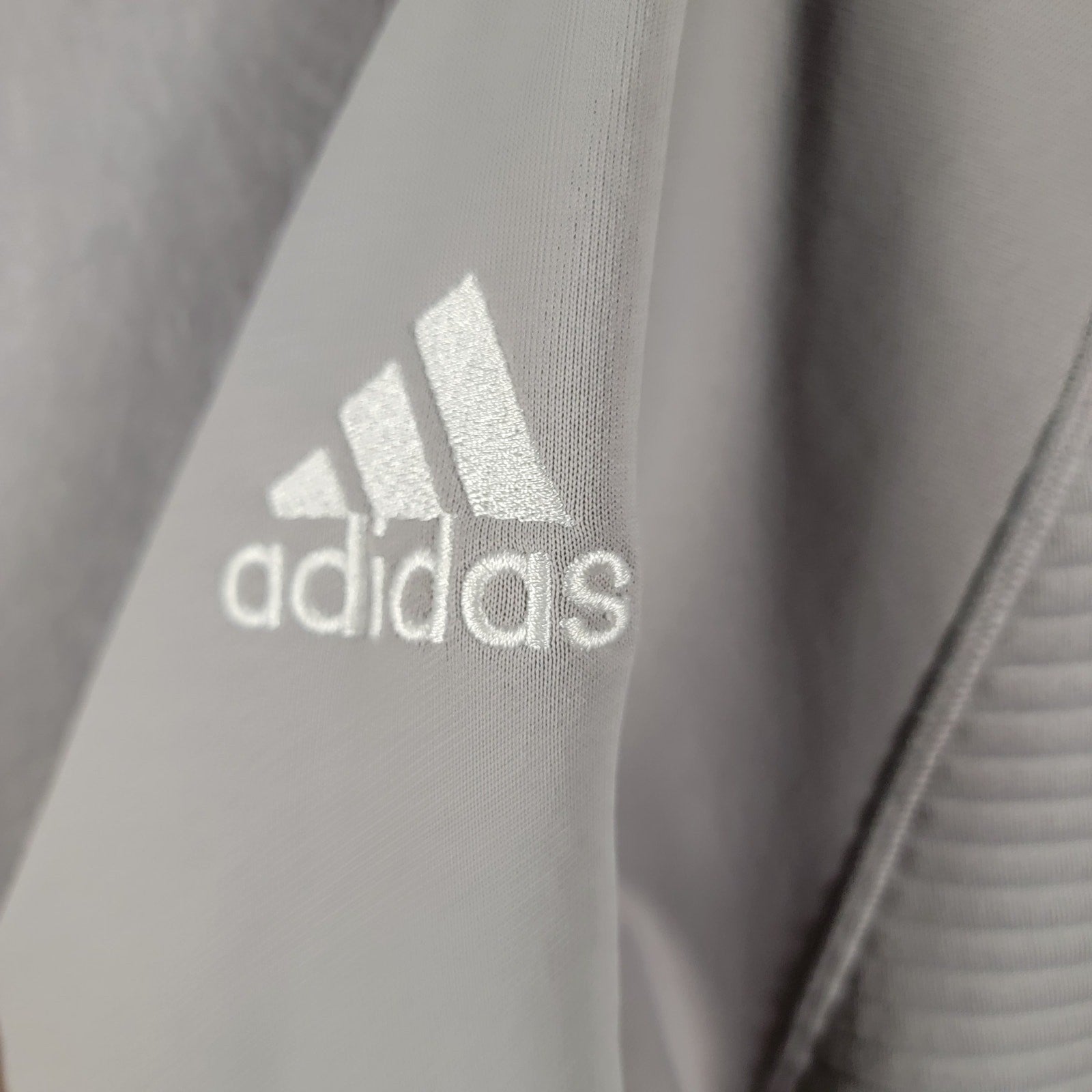 Adidas Minnesota Timberwolves ClimaWarm ZipUp Hoodie XL Gray NBA 1217