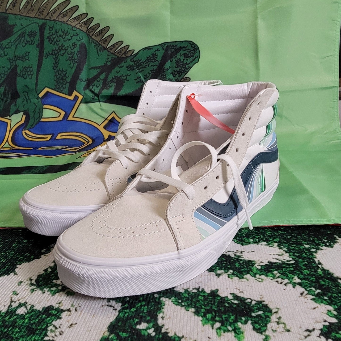 Vans Sk8Hi Reissue Refract TruWhite/Multi Sz 11M VN0A4U3DWN80