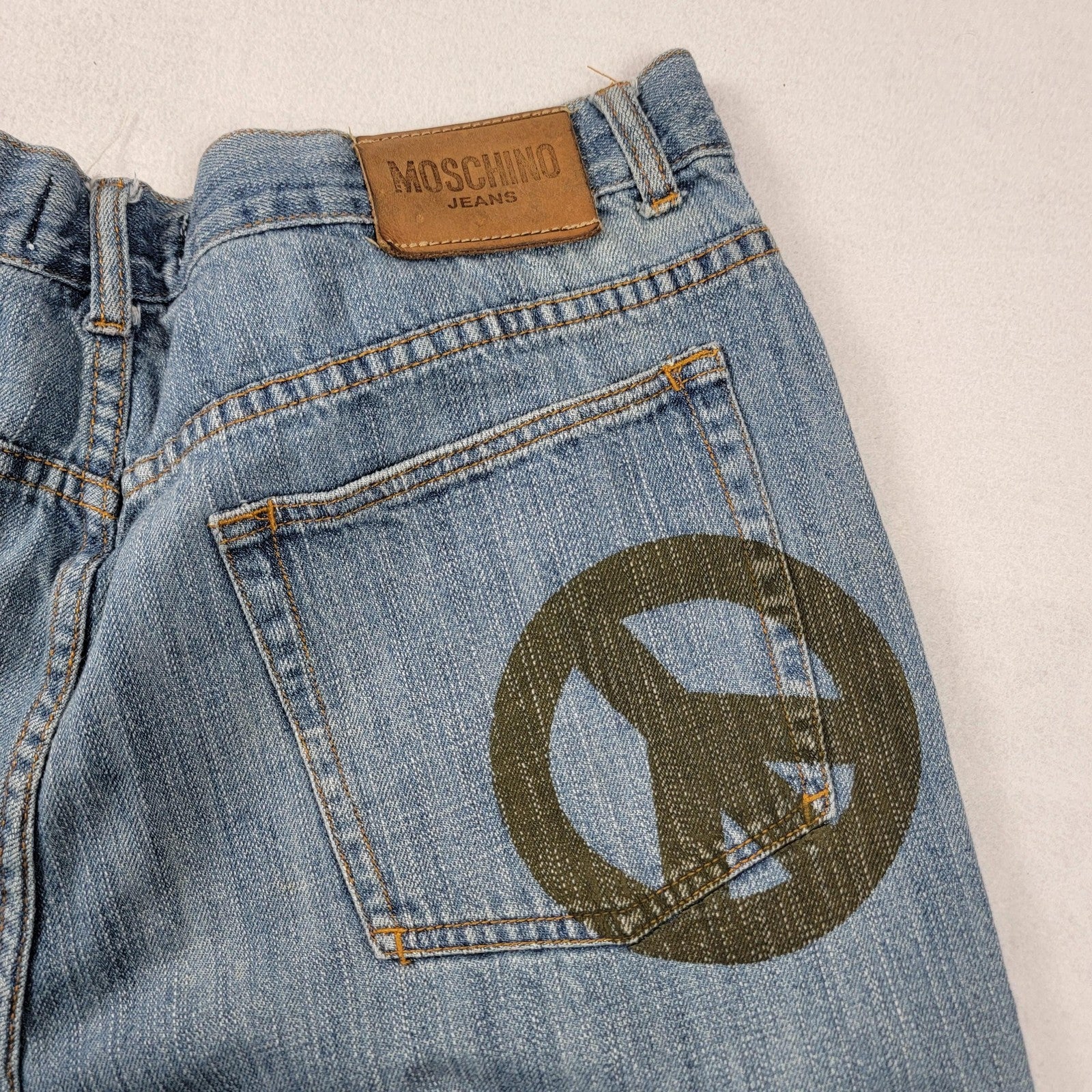 Moschino Jeans Jeans Mens 36 Blue Denim Straight Leg Peace Sign Back Pocket 11917