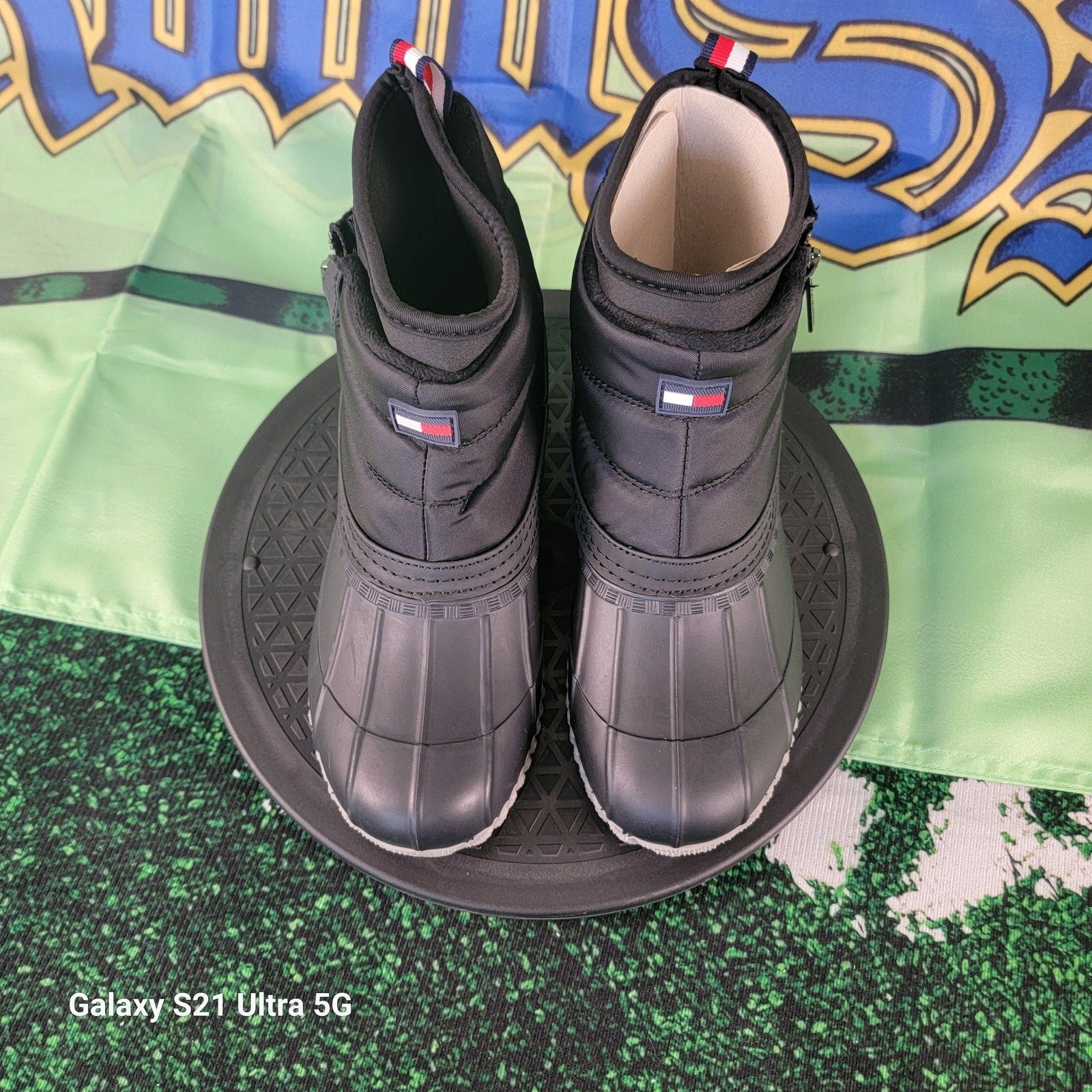 Tommy Hilfiger Womens Roana Black Winter & Snow Boots 7 Med6