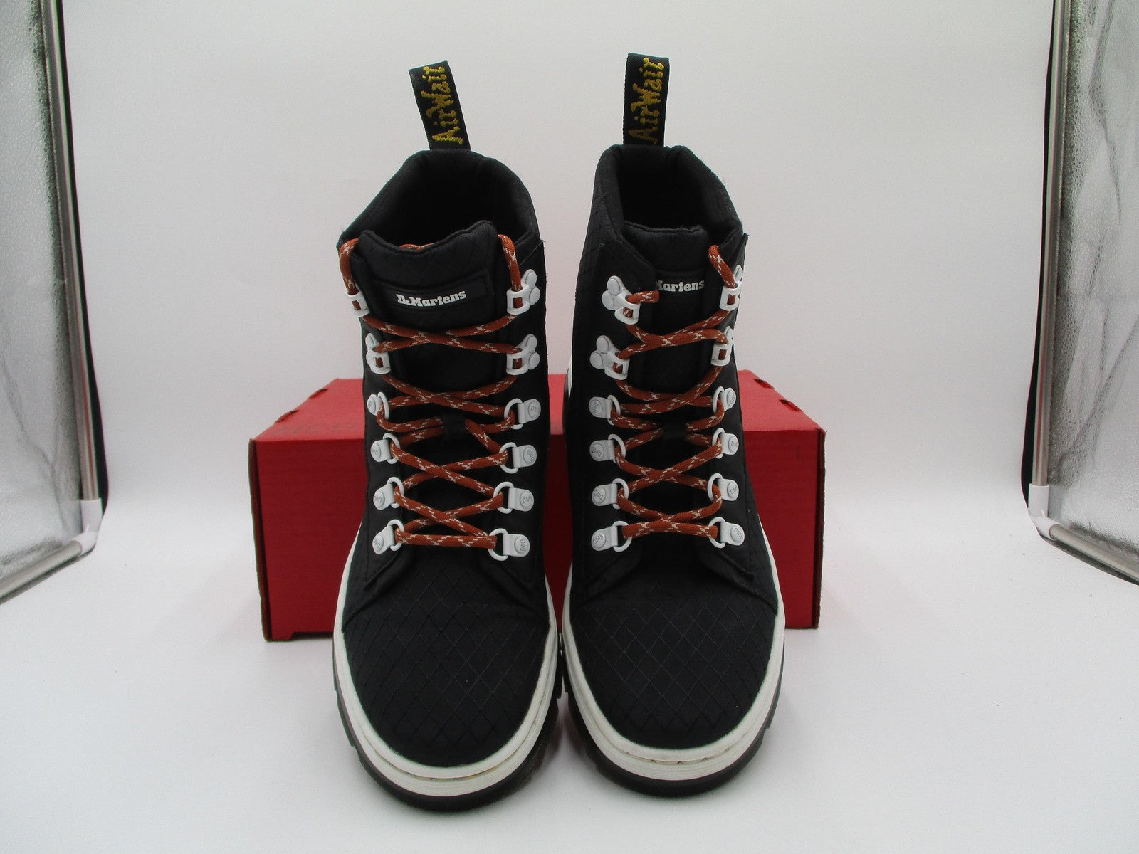Dr. Martens Combs Ripstop Boots Women's Size 8 Black/White Lace Up AirWair 1F54