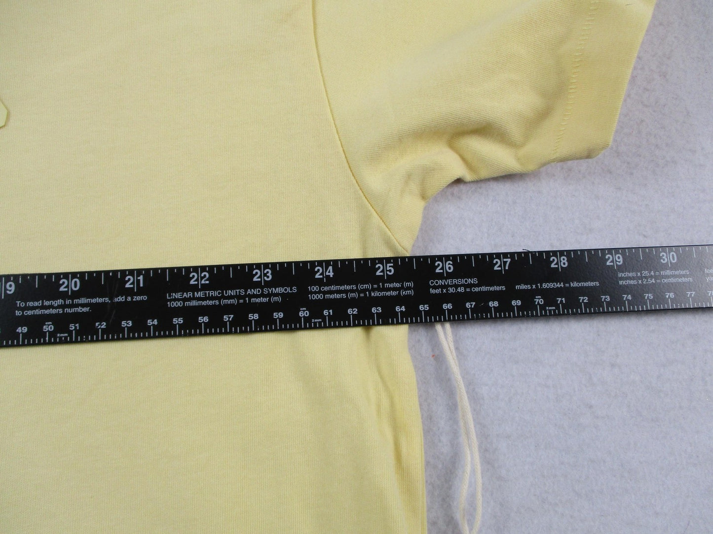 Fear Of God Essentials Shirt Mens Large Yellow Graphic Logo Tee Streetwear 134110