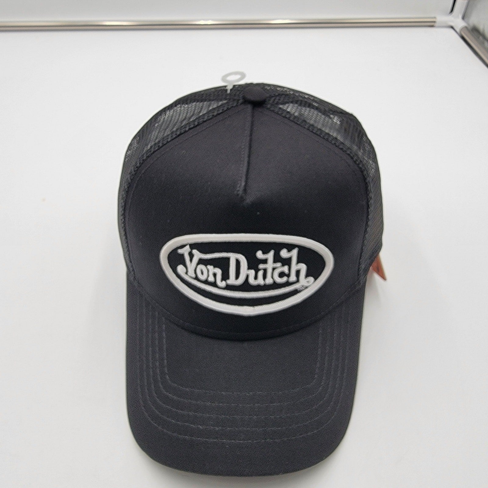 Von Dutch Black and White Classic Trucker 51 Snapback One Sz4