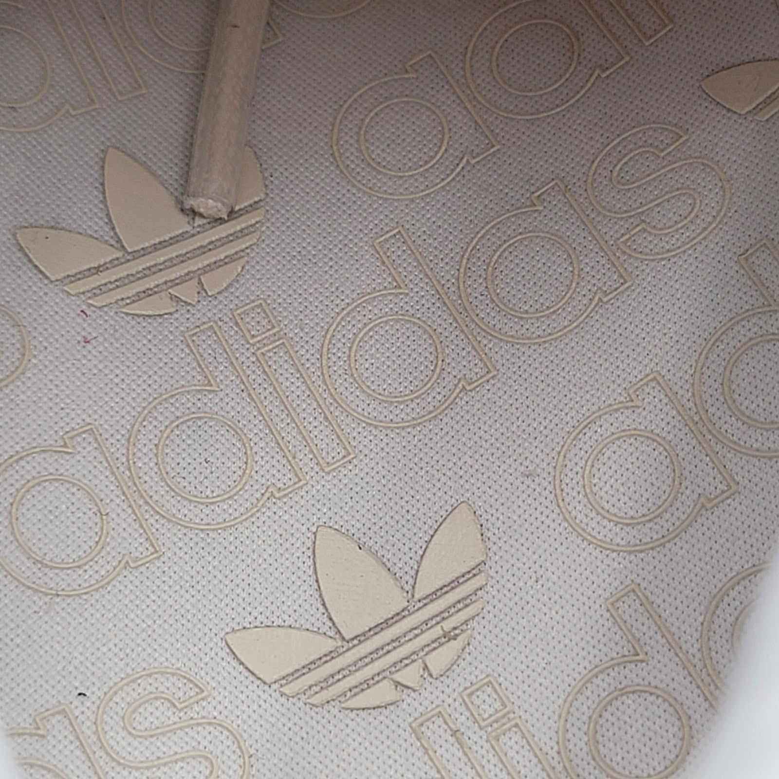 Adidas Gazelle 'Wonder White' Sz 14 IF38176