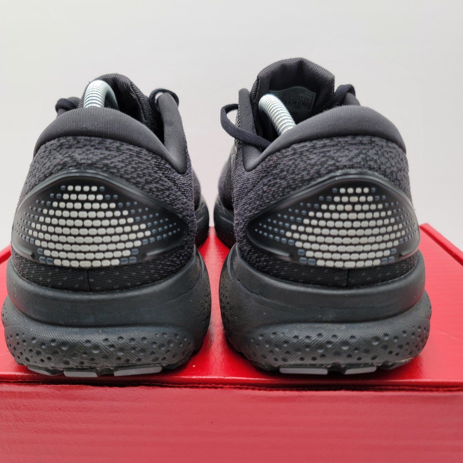 Brooks Ghost 16 'Black Ebony' Mens Sz 10.5W 1104182E020