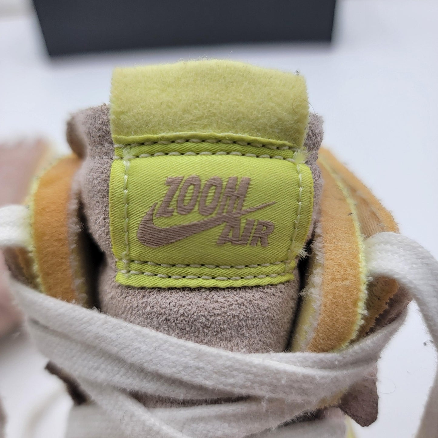 Nike Air Jordan 1 Zoom CMFT Shoes Women's Sz 7.5 High Top Suede CT0979-200