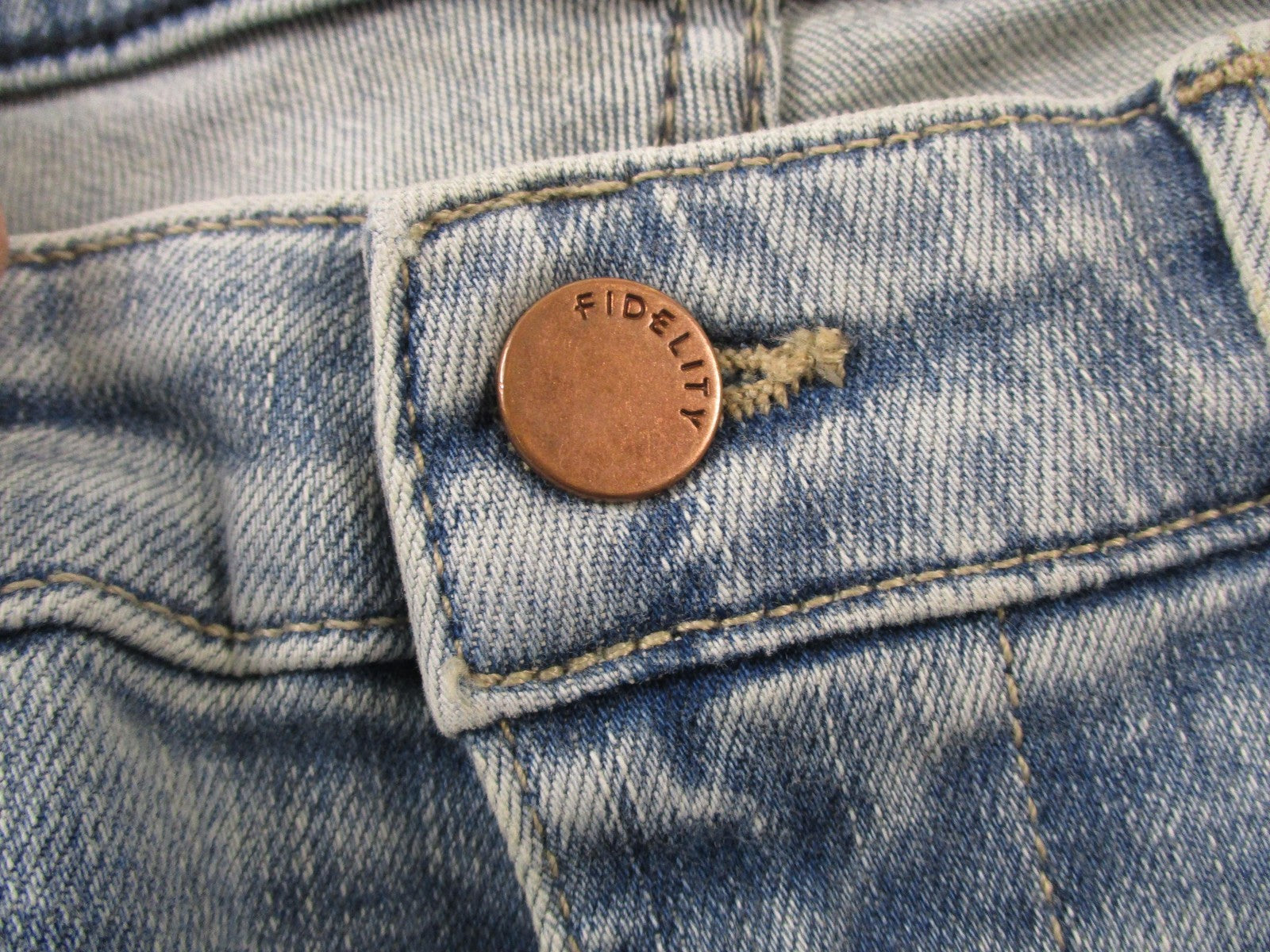 Fidelity Stevie Jeans Womens 26 Blue Slim Straight Slit Hem Daytona Wash 14485