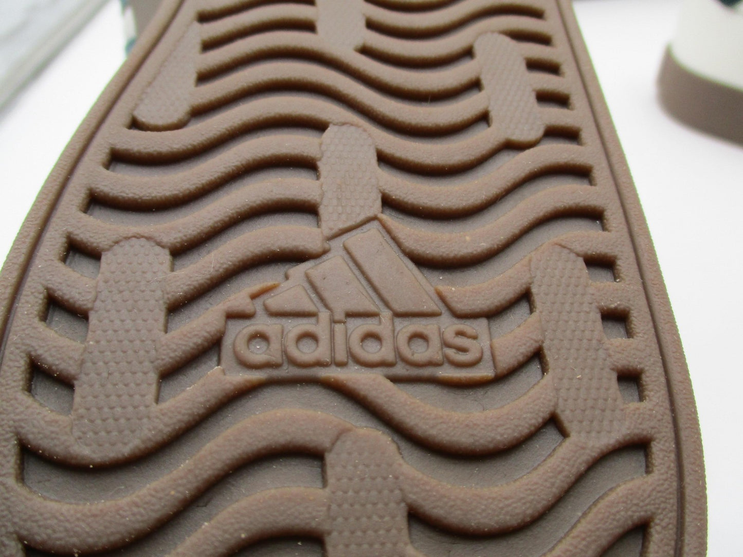 Adidas VL Court 3.0 Shoes Mens Size 9 White Green Teal Gum Sole Casual JR86359