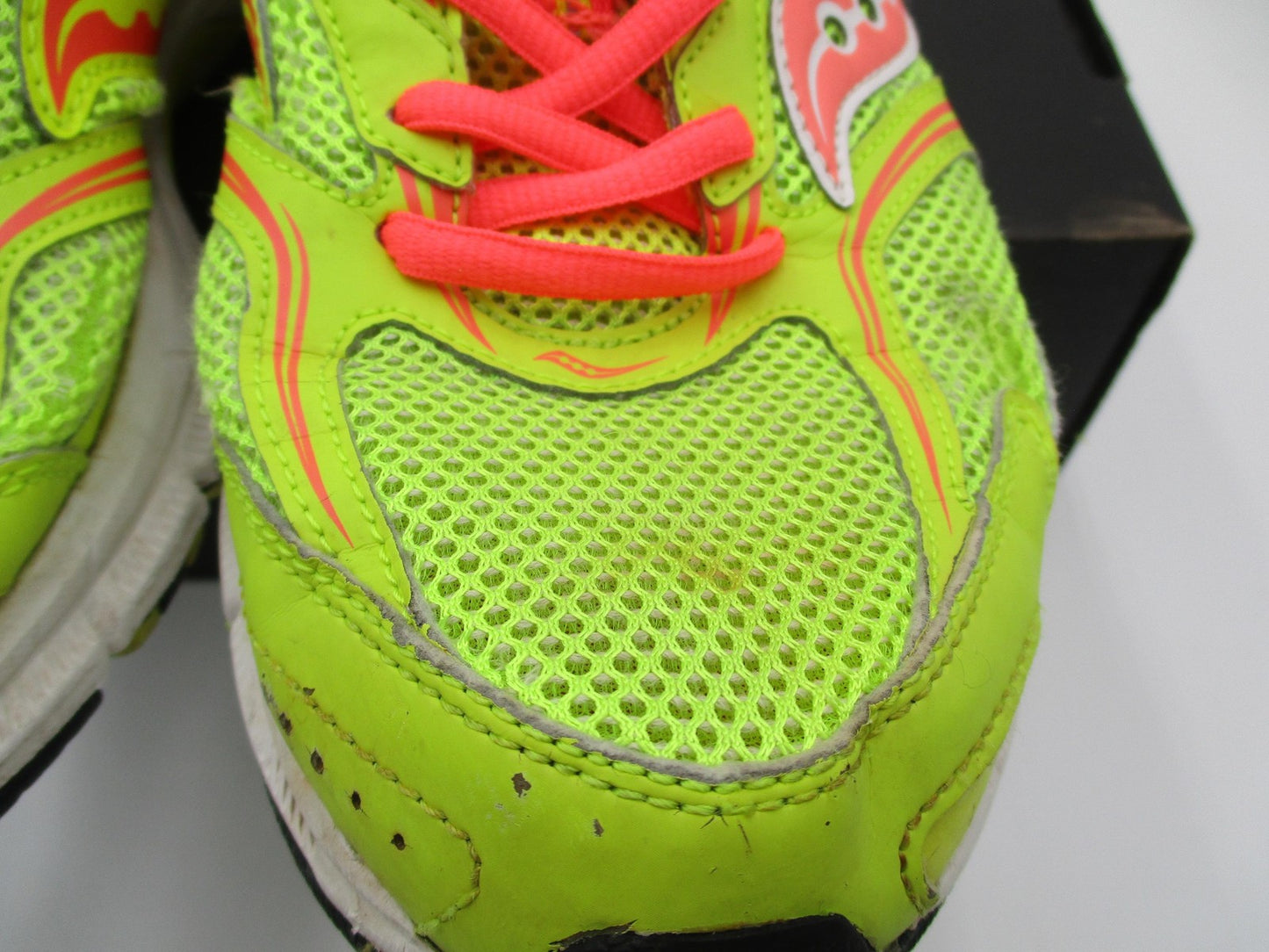 Saucony Cohesion 9 Shoes Womens Size 10 Neon Green Pink Running S1526226 (1G7)6