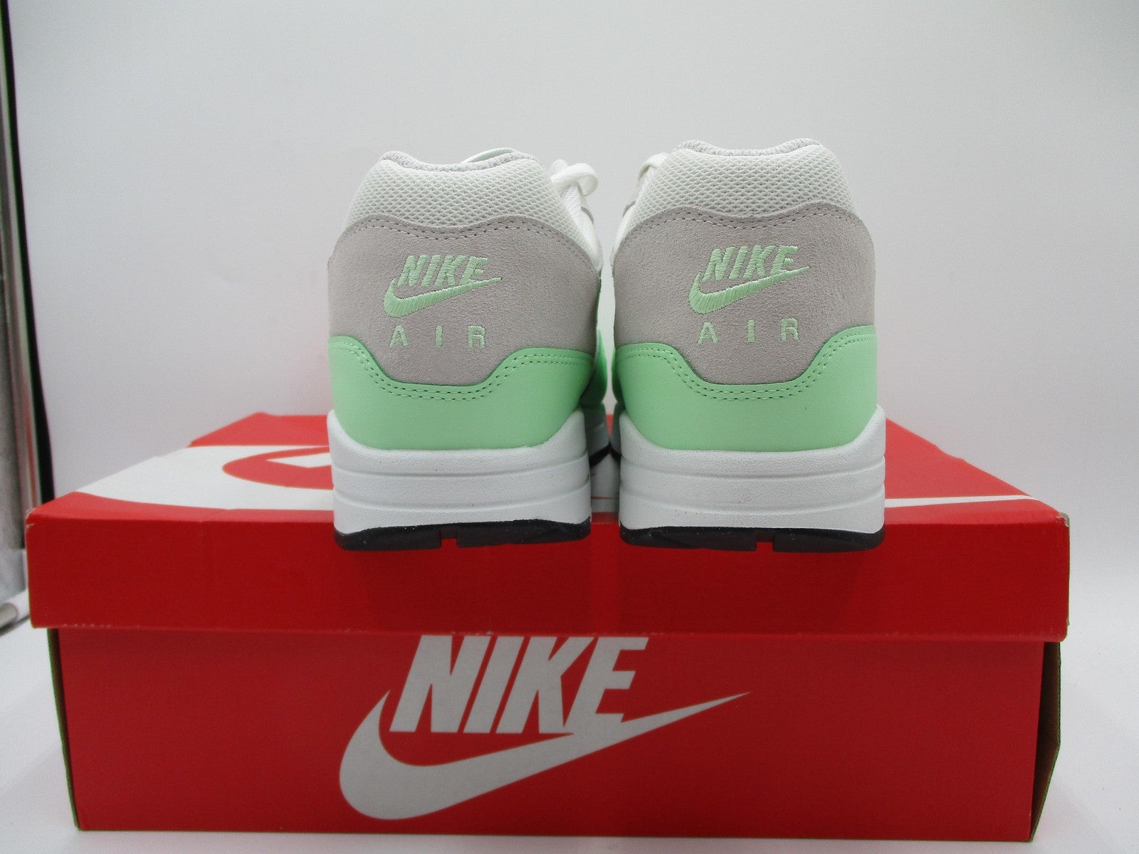 Nike Air Max 1 ESS Shoes Mens Size 15 US Summit White Vapor Green FZ58081076
