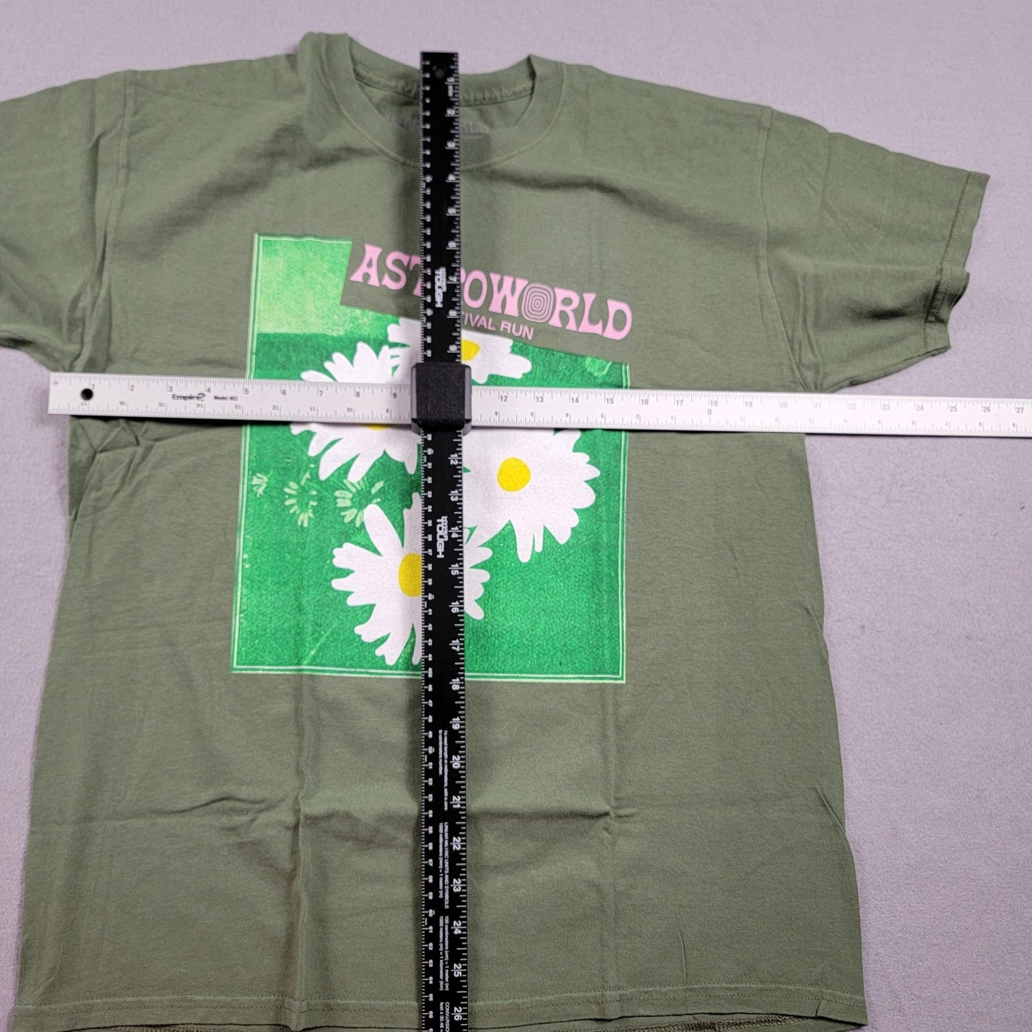 Astroworld Shirt Unisex Medium Green Travis Scott Festival Run Daisy Graphic Tee3