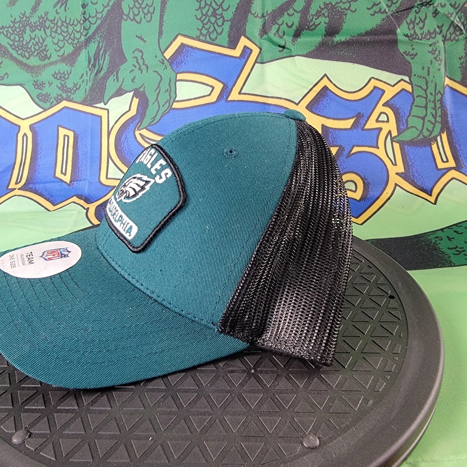Philadelphia Eagles NFL Team Apparel Trucker Hat Mesh Snapback Green NWT OSFA1