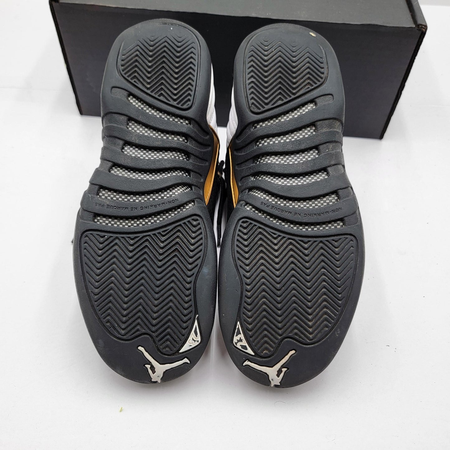 Air Jordan 12 Retro Shoes Youth Size 6Y Taxi 153265170 OG Sneakers