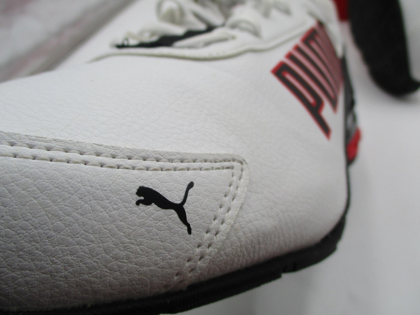 Puma Shoes Mens Sz 10.5 White Black Red SoftFoam+ ArchTec Sneakers 37867104 1D410