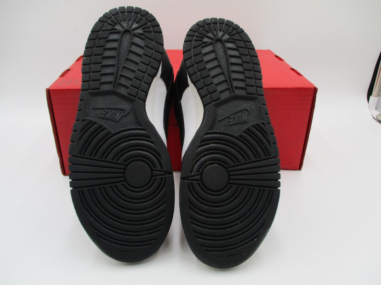 Nike Dunk Low Youth Size 5Y Black White Retro Panda GS Sneakers CW1590100 (1E6)7