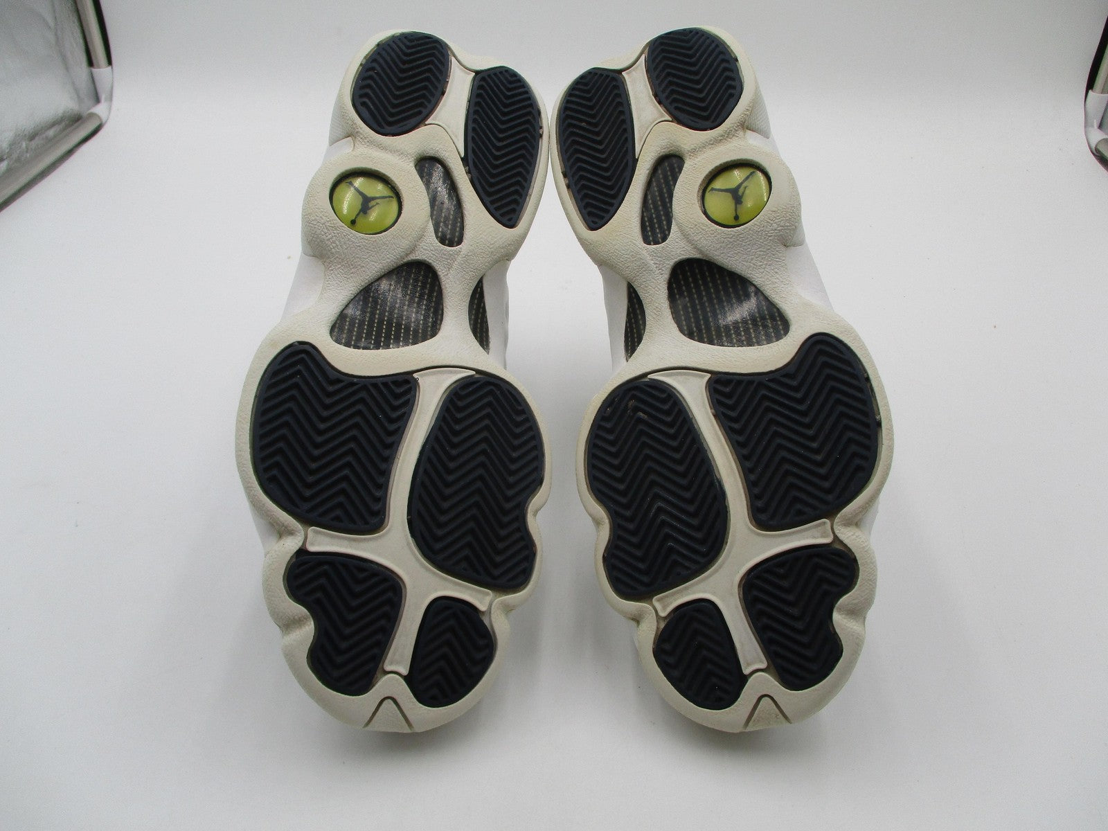 Jordan Jumpman Team 1 Shoes Youth 6Y White Navy Basketball Sneakers 820273-4179