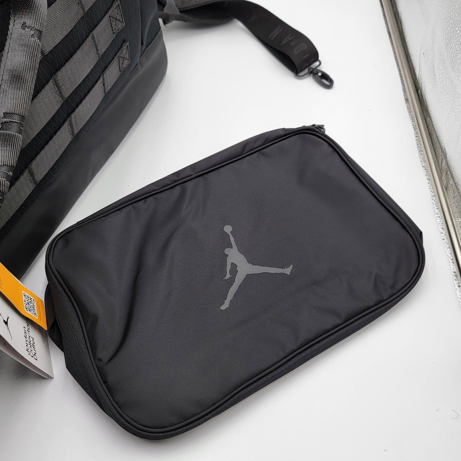 Jordan Collectors 44L Duffle Travel Bag Black | BRAND NEW | MA093202314