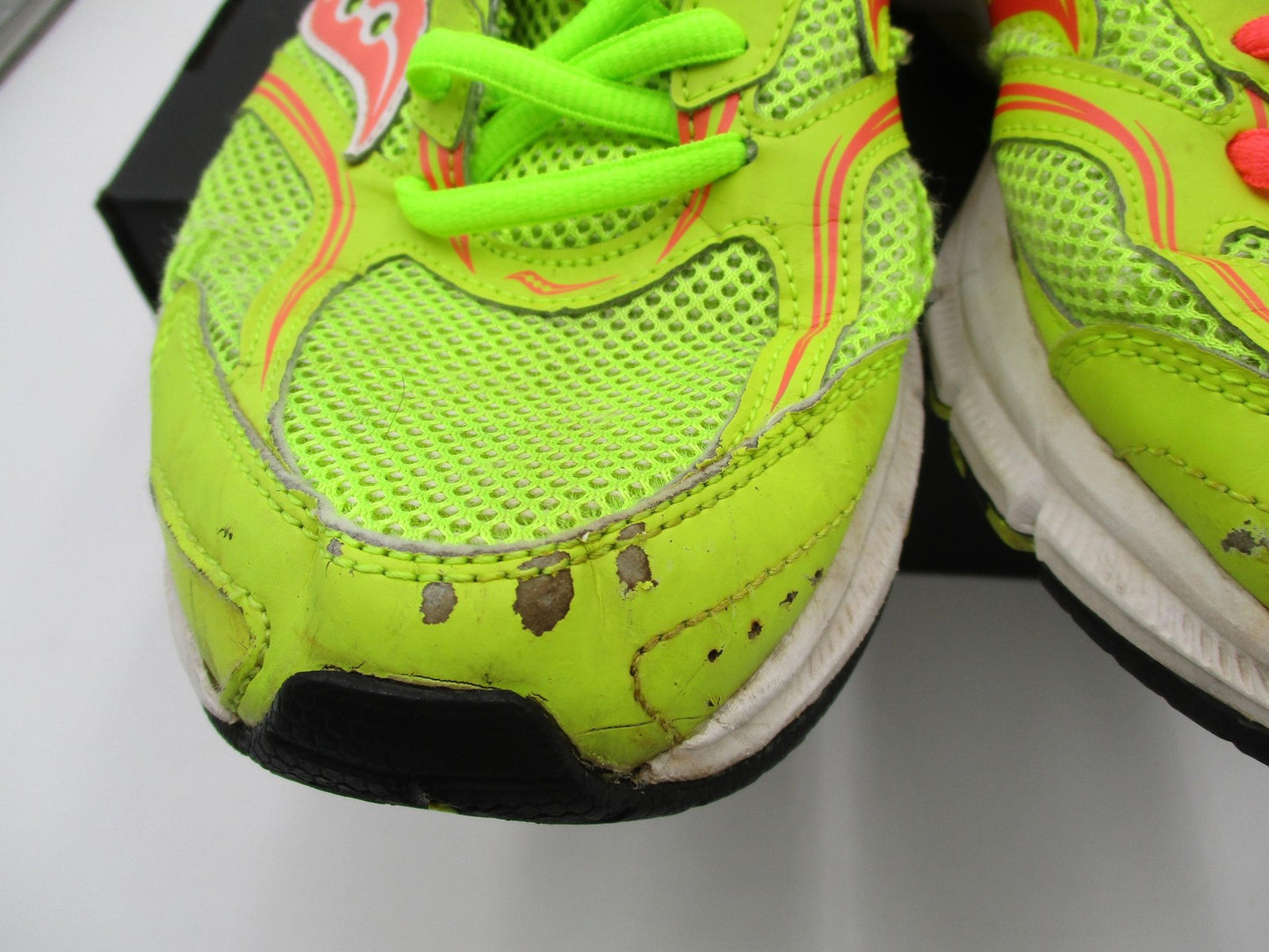 Saucony Cohesion 9 Shoes Womens Size 10 Neon Green Pink Running S1526226 (1G7)5