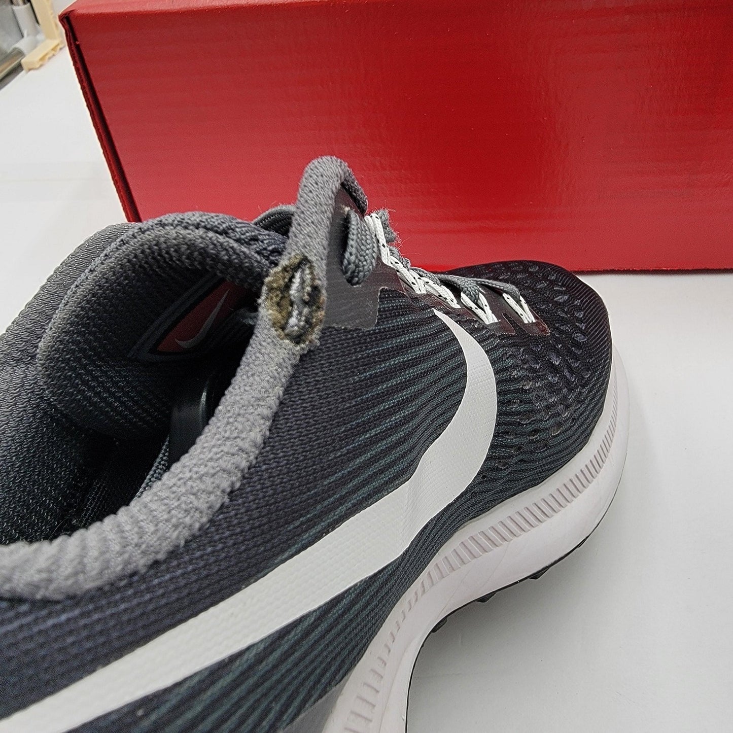 Nike Zoom Pegasus 33 Mens Size 9.5 Black White Running Athletic 887017001