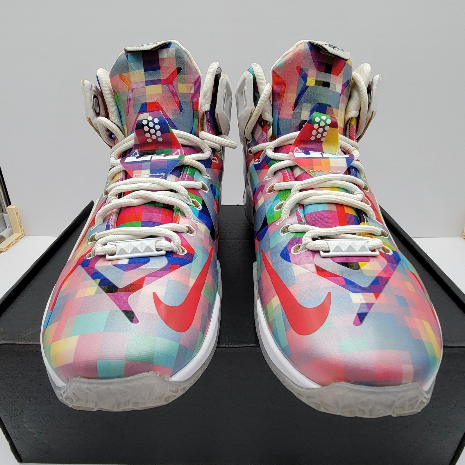 Nike LeBron 12 Ext 'Prism' Sz 7.5 748861900