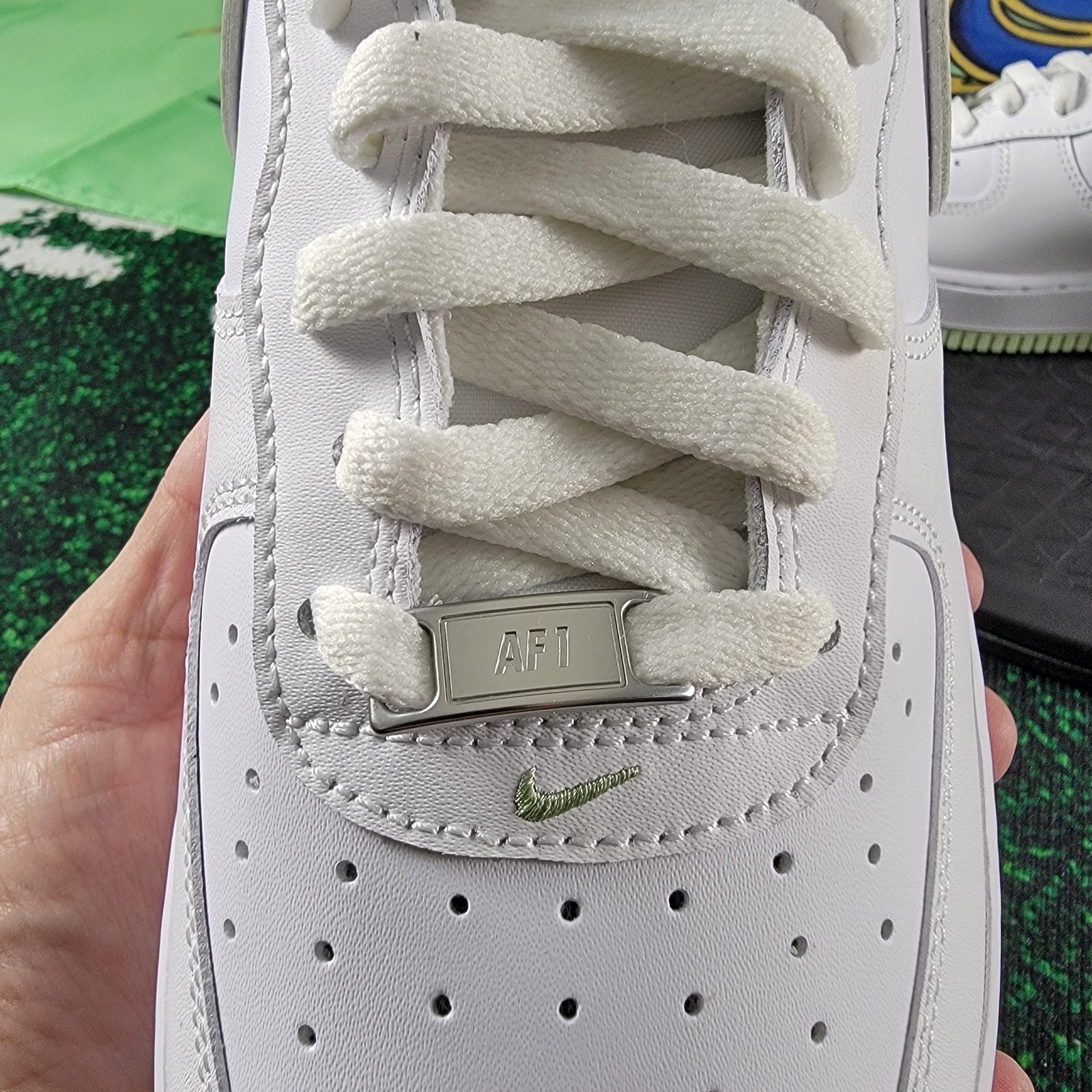 Men's Nike Air Force 1 '07 White/Honeydew-White (DV0788 105) Sz 12M 13.5W1