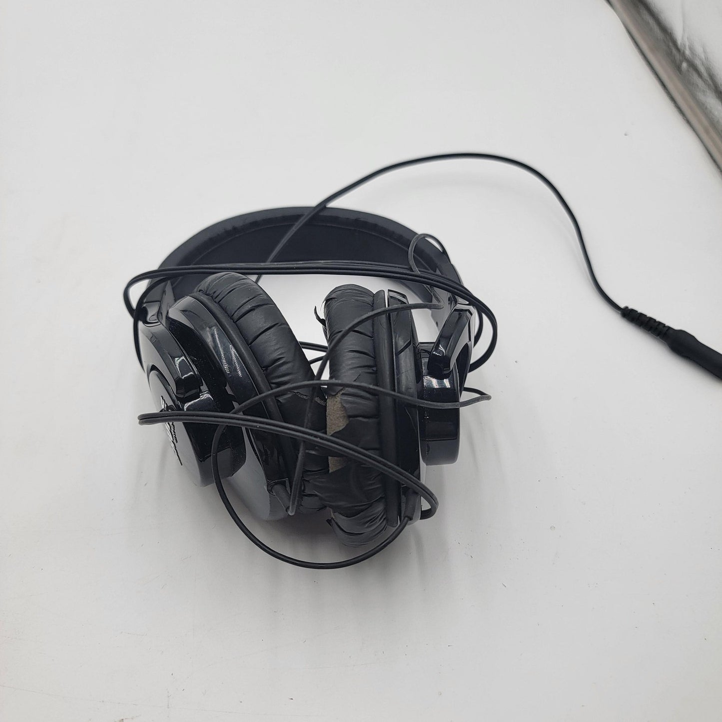 Mixed Lot Headphones Earbuds Skullcandy Shure Philips Sol Republic Parts Repair20