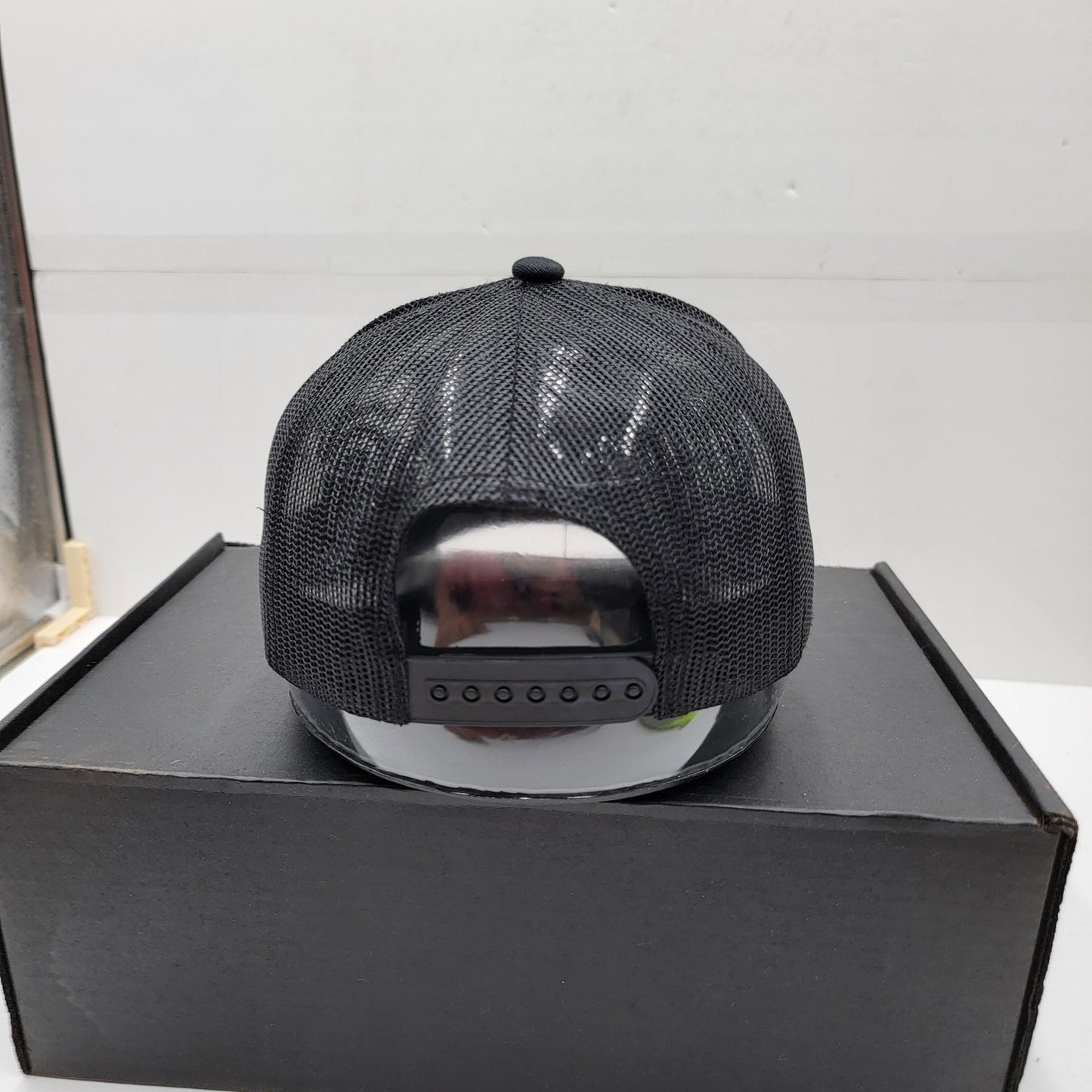 Bass Pro Shops Hat Cap Snap Back Black Mesh Trucker Patch Gone Fishing Mens3