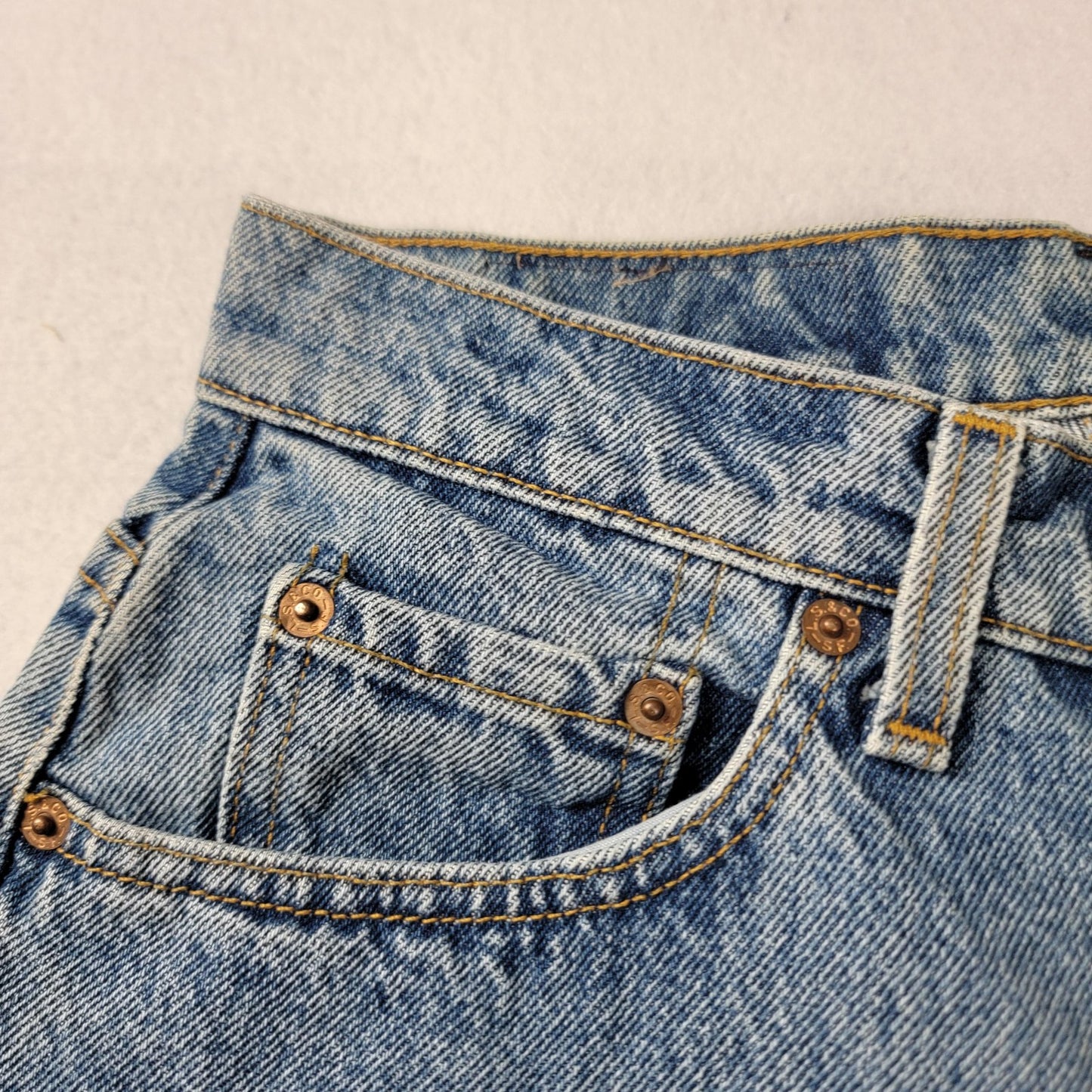 Vintage Levis 525 Jeans Womens 8 Blue High Rise Tapered Made USA Denim 90s