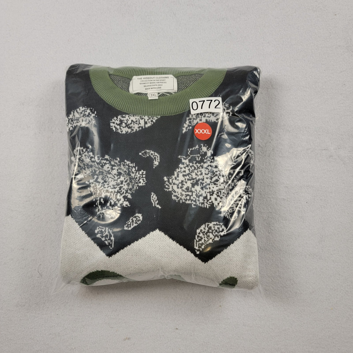 The Hideout Clothing Love Paisley Knit Holiday Sweater Men's 3XL Green NWT5