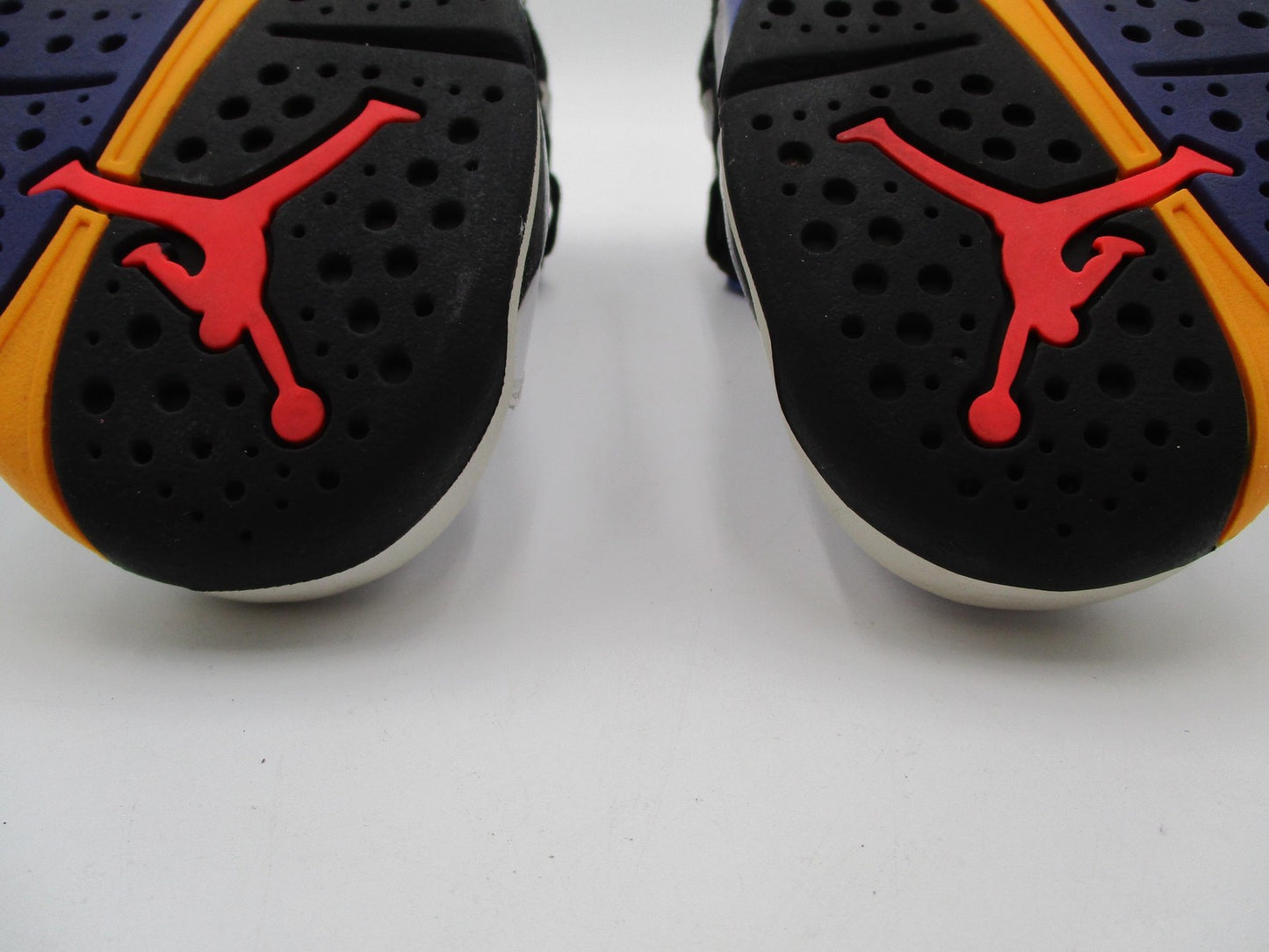 Jordan Air Jordan 8 Retro Threepeat Shoes Youth Size 7Y White Multi Sneakers 1K613
