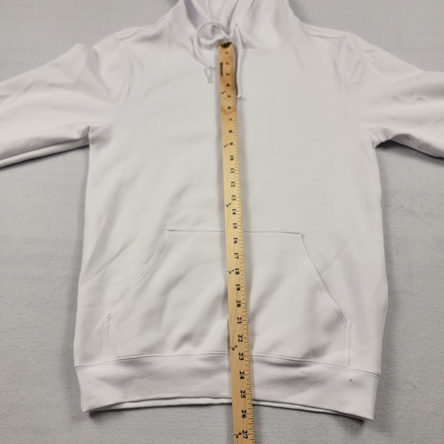 Crisp Men’s White Pullover Hoodie Sz M Minimalist Streetwear Clean Look New 7025