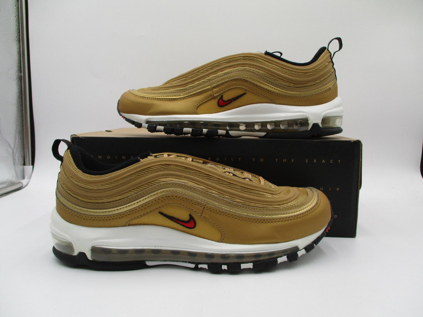 Nike Air Max 97 OG Shoes Womens Size 10.5 Metallic Gold Varsity Red DQ9131-7000